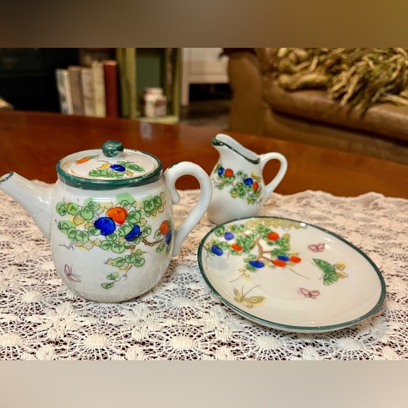 Antique Nippon Pottery Miniature Set - Picture 2 of 10